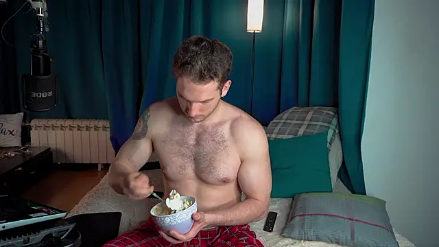 VIktorSecret online show from March 16, 7:12 am