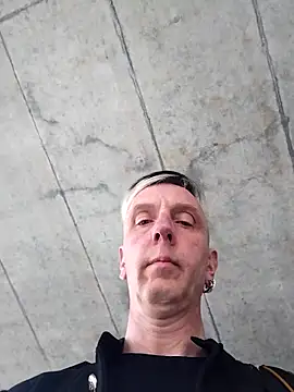 seelengleich online show from March 13, 3:30 pm