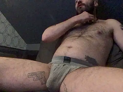 Snapshot of GhetTOfag_ chatting on February 24, 6:27 am GhetTOfag  online show from February 24, 6:27 am
