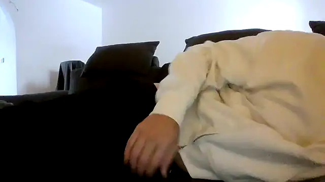 Snapshot of Krasavzi chatting on December 10, 9:23 am Krasavzi online show from December 10, 9:23 am