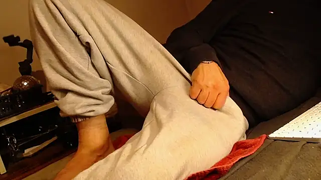 mike30nbg online show from January 7, 8:42 pm