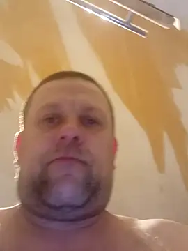 Wrwhat84 online show from April 1, 5:54 pm