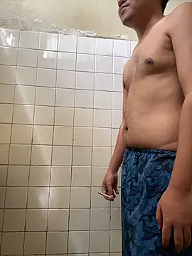 DreamerAsianGuy online show from December 27, 3:53 am