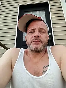 ShaneJames11 online show from April 15, 9:15 pm