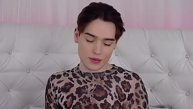 RobbyCharming online show from March 27, 8:37 am