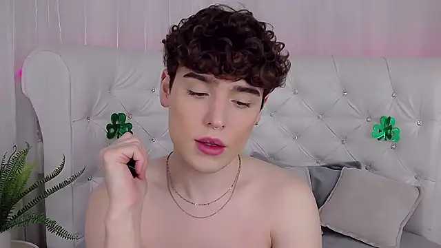 RobbyCharming online show from March 16, 4:52 am