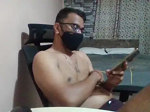 sexx4 online show from March 13, 8:15 pm