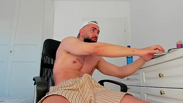 MichaelMasterss online show from March 9, 8:30 am