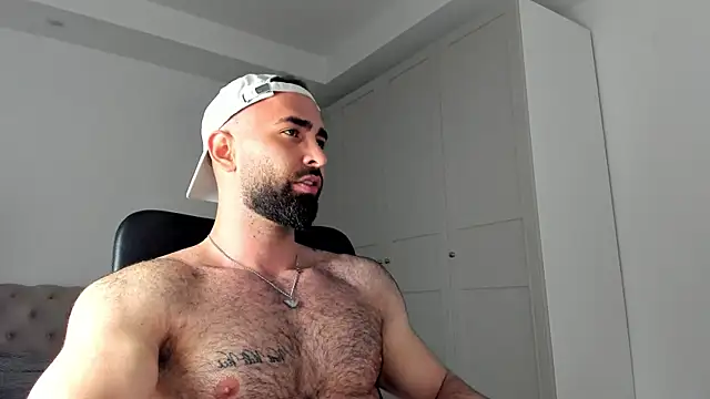 MichaelMasterss online show from April 6, 11:16 pm