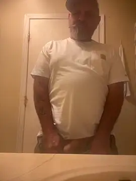 Snapshot of mrscum4u chatting on September 28, 10:19 pm mrscum4u online show from September 28, 10:19 pm