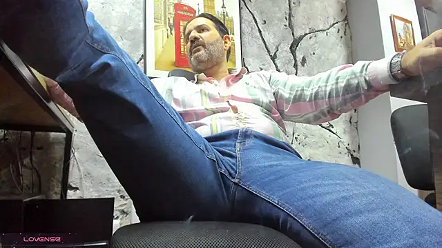 Maxi TheBigDaddy online show from February 4, 3:18 pm