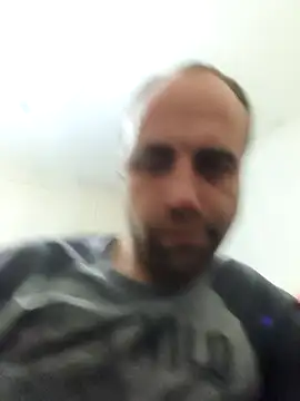 Snapshot of mustican422 chatting on October 14, 10:39 pm mustican422 online show from October 14, 10:39 pm