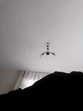 Snapshot of mustican422 chatting on February 9, 1:14 pm mustican422 online show from February 9, 1:14 pm