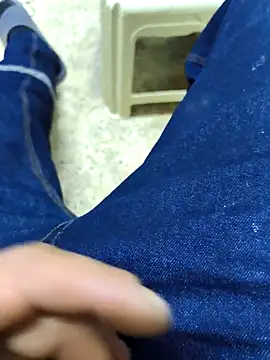 Snapshot of mustican422 chatting on October 26, 3:03 pm mustican422 online show from October 26, 3:03 pm