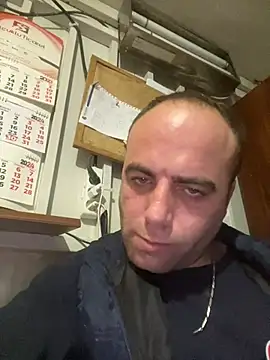 Snapshot of mustican422 chatting on January 5, 6:02 pm mustican422 online show from January 5, 6:02 pm