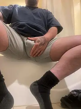 guilty pleasures13 online show from January 19, 12:35 am