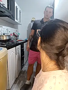 catire2323 online show from January 15, 2:26 am