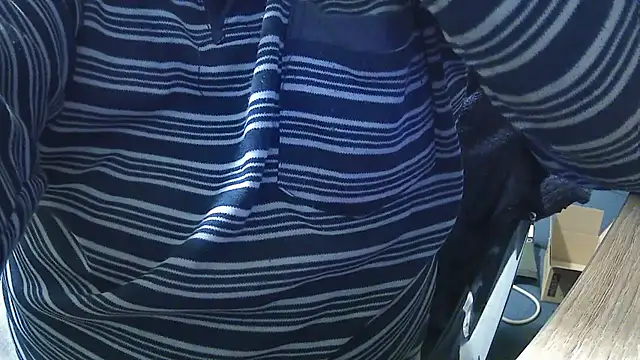 GYurmoka70 online show from December 14, 6:09 am