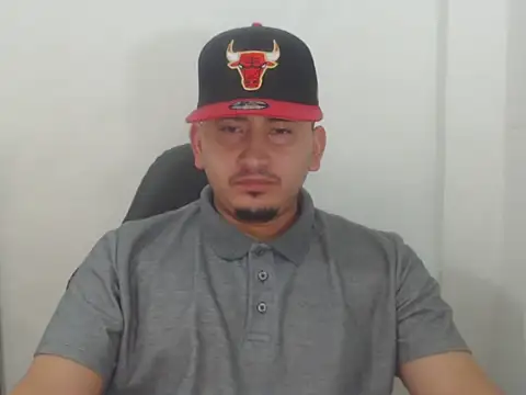 myke andrade online show from November 8, 6:05 am