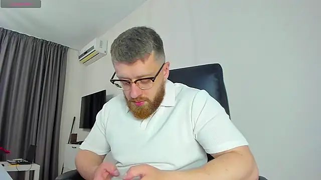 Findom guy online show from March 30, 3:02 pm