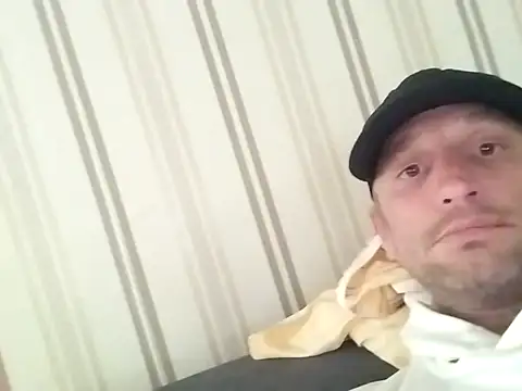 Atti44 online show from November 29, 10:28 am