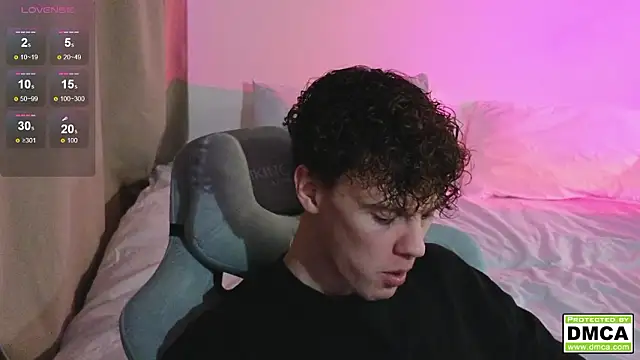 cute thomas online show from March 3, 6:26 pm