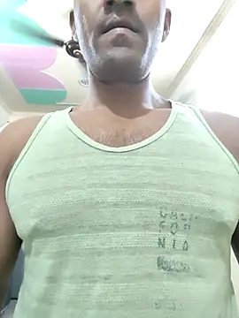 pritamkr69 online show from March 15, 4:46 pm