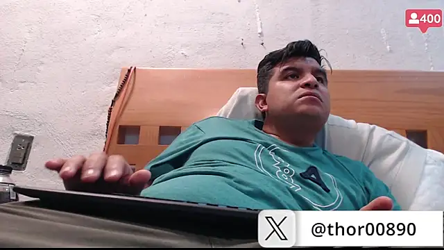 Snapshot of thor000089 chatting on January 23, 5:56 am thor000089 online show from January 23, 5:56 am