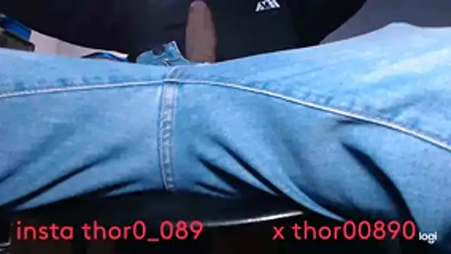 thor000089 online show from November 11, 5:56 am