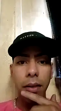 Snapshot of SEBASTHIAN chatting on March 2, 4:14 pm SEBASTHIAN online show from March 2, 4:14 pm