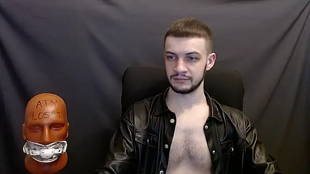 Snapshot of _Damien_thorn_ chatting on January 3, 2:32 am Damien thorn online show from January 3, 2:32 am