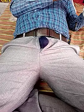 adicma123 online show from February 16, 9:29 am