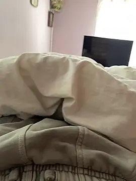 mihaixxx1 online show from April 14, 11:32 am