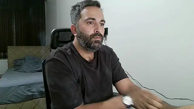 Snapshot of tgltplsr chatting on September 24, 3:28 am tgltplsr online show from September 24, 3:28 am