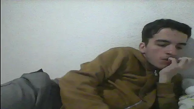 Tombgy07 online show from February 27, 8:42 pm