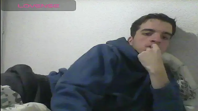 Tombgy07 online show from March 2, 9:30 pm