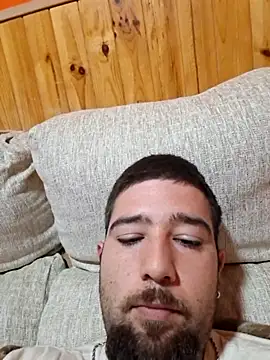 juuuaniii online show from April 19, 9:53 am