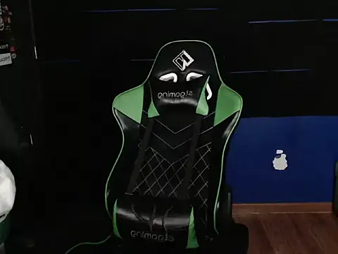 Curly Angel24 online show from March 2, 2:55 am