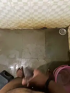 Snapshot of Honeydick7 chatting on January 20, 4:10 am Honeydick7 online show from January 20, 4:10 am