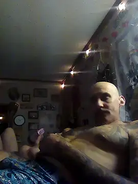 ClydeCan409 online show from March 27, 5:11 am