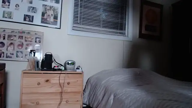 hottottrot691 online show from February 9, 8:33 am