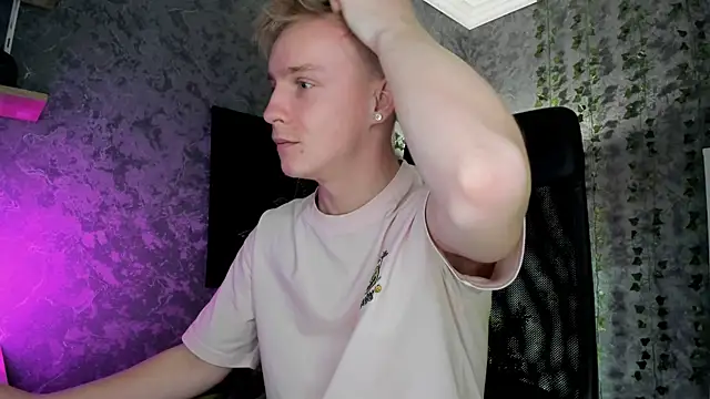 AlexxSweet online show from November 1, 7:01 am