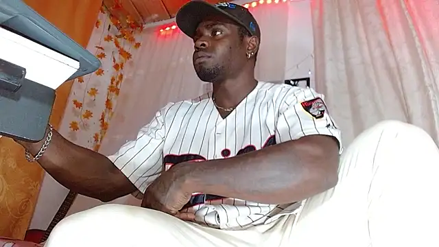 angel bonbom online show from December 2, 7:22 am