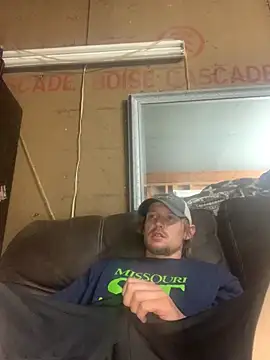 Midwestalpha online show from April 12, 9:33 am