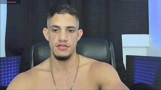 jhonnysnow17 online show from June 5, 6:52 am