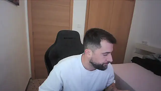 alex877x online show from November 20, 2:05 pm