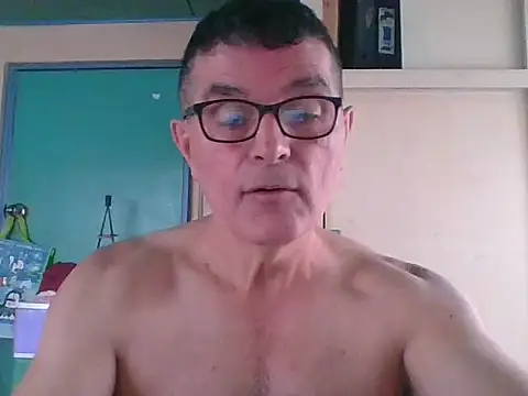 Snapshot of kavir-sebastien chatting on October 8, 2:54 pm kavir-sebastien online show from October 8, 2:54 pm