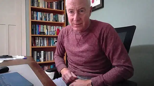 jiggy77777 online show from February 11, 10:48 pm