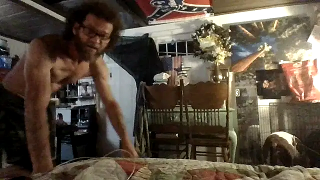 Woodywoodsup1 online show from April 15, 4:12 am