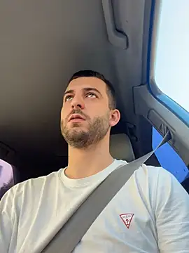 ElChapoGuzman95 online show from March 4, 7:37 am